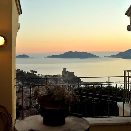 ليريسي Il Golfo Artisti E Poeti Villa Thea المظهر الخارجي الصورة